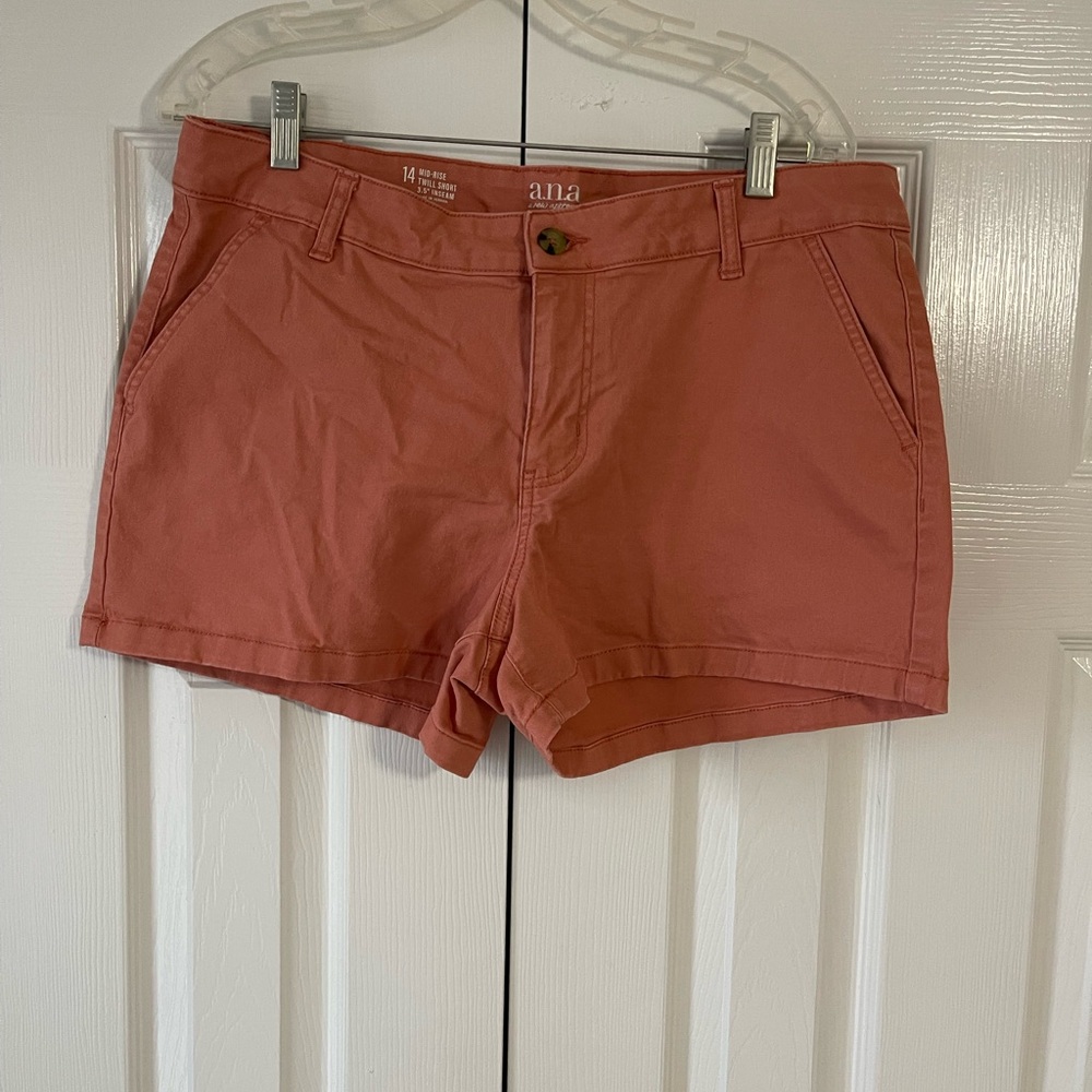 a.n.a Women's Salmon Shorts
